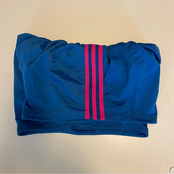 ADIDAS ORIGINALS WOMEN'S 3D TREFOIL SHORTS ~SIZE MEDIUM #GM8513 - Picture 9 of 10